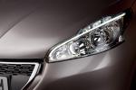 Peugeot 208 5-Door 2012 года